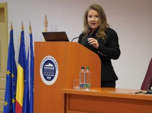 Gafă rușinoasă de limba română/ Fosta prefectă Ioana Făcăleață a încurcat „dedicația” cu „dedicarea”<br>