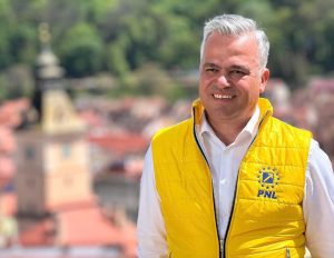 Adrian Veștea intră oficial în cursa pentru șefia PNL/ Îi cere lui Ilie Bolojan amânarea Congresului