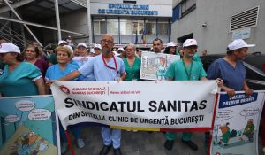 CRIZA din Sănătate se adâncește/ Greva generală continuă/ Lider SANITAS: „Negocieri nu au fost niciodată”/ Guvernul susține că salariile nu vor scădea