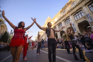 BUCUREȘTIUL SĂRBĂTOREȘTE 567 DE ANI | Concerte, proiecții spectaculoase și tururi gratuite în weekend / Programul principalelor evenimente din Capitală<br>