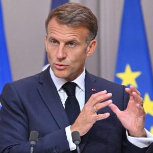 MACRON AVERTIZEAZĂ RUSIA | Franța pregătește o ripostă la amenințările hibride / Plan pentru protejarea infrastructurii critice